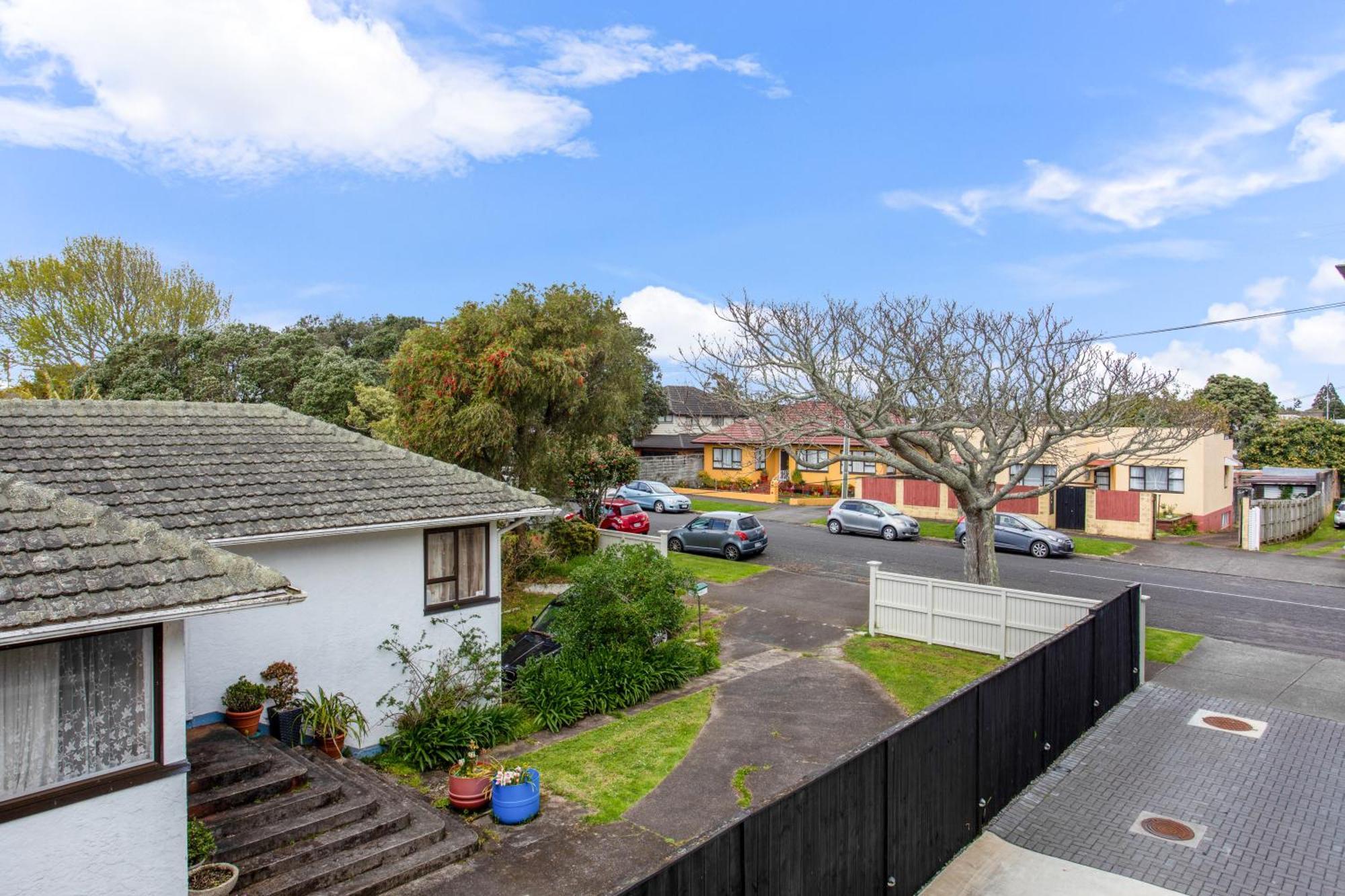 Oasis Townhouse With Parking And Air-con Holiday home