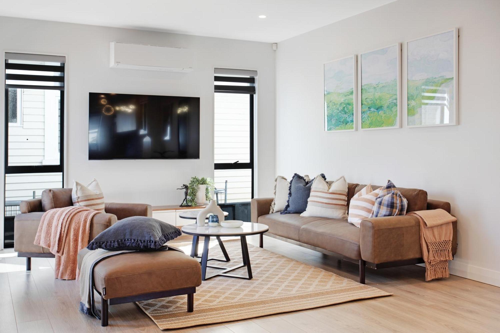 Oasis Townhouse With Parking And Air-con *